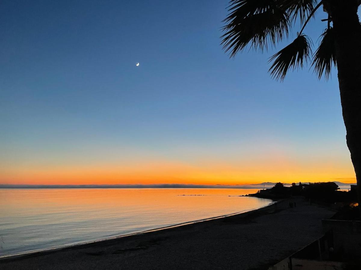 Villa By The Beach Sant'Andrea  Luaran gambar